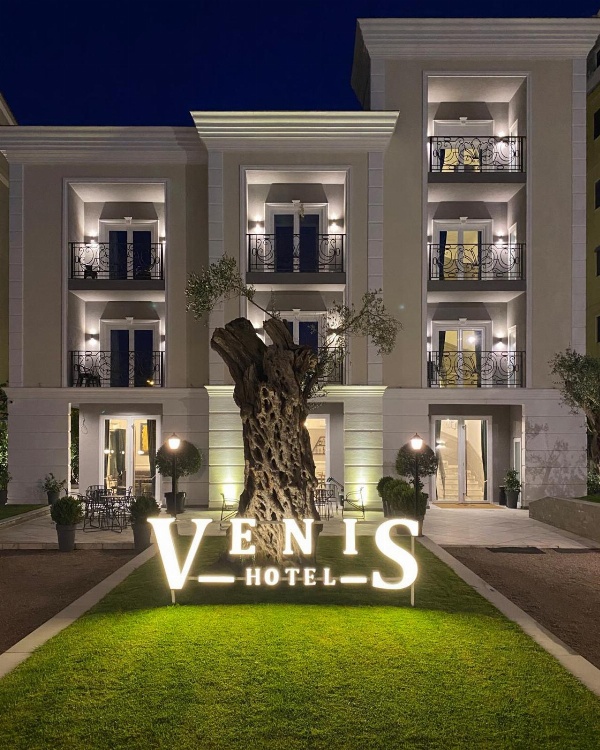 Venis Hotel Main image