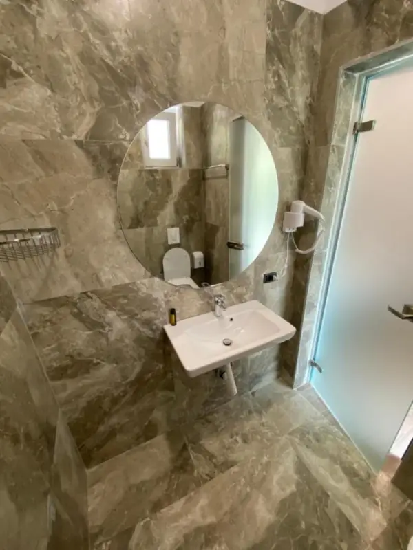 Venis Hotel 10